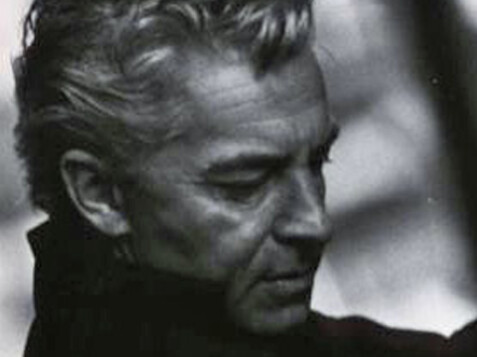 Herbert von Karajan beim Dirigieren | © Siegfried Lauterwasser 