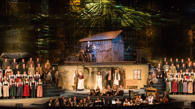 Salzburg Adventsinging in the Großen Festspielhaus | © Salzburger Adventsingen