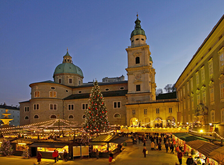 Salzburger Christkindlmarkt at Residenzplatz | © neumayr.cc