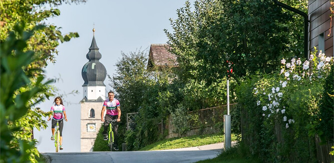 Cycling in Eugendorf in the north-east of Salzburg | © TVB Eugendorf