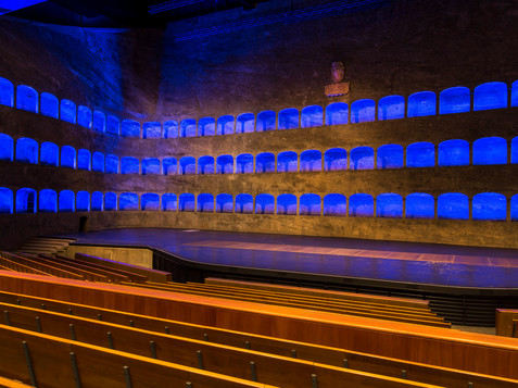 The stage of the Felsenreitschule | © Andreas Kolarik