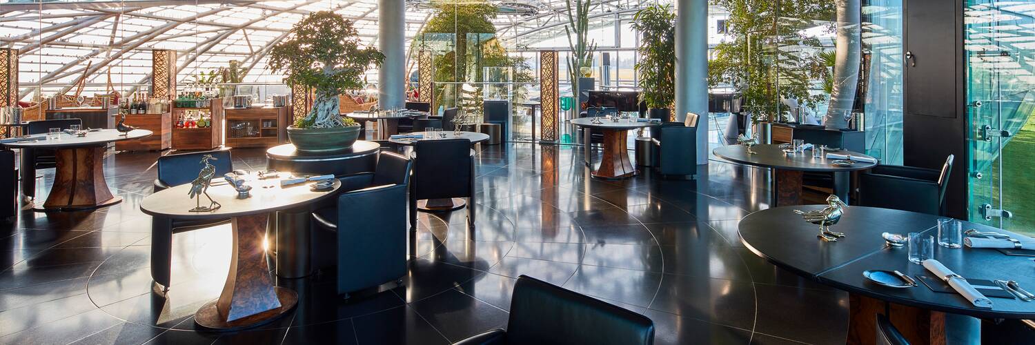 Restaurant Ikarus at Hangar 7 | © Red Bull Hangar-7 / Helge Kirchberger Photography 