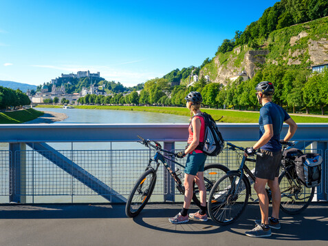 Cycling at Müllnersteg in Salzburg | © Tourismus Salzburg GmbH / G. Breitegger
