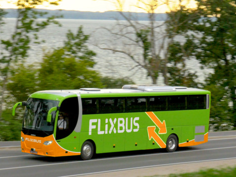 Overland Bus Flixbus : Arrival to Salzburg | © Flixbus