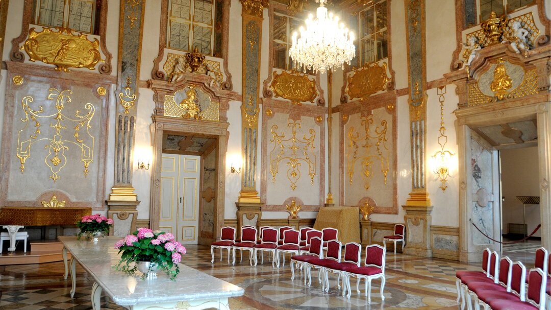 The Marble Hall at Mirabell Palace as a popular weeding location  | © Christina schreibt