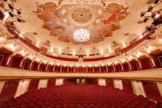 Das Salzburger Landestheater am Makartplatz  | © Salzburger Landestheater 