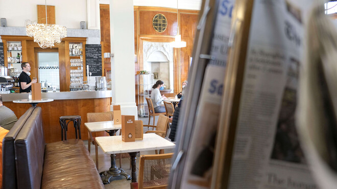 Café Bazar, a place for reading and writing | © Tourismus Salzburg / B. Brunauer