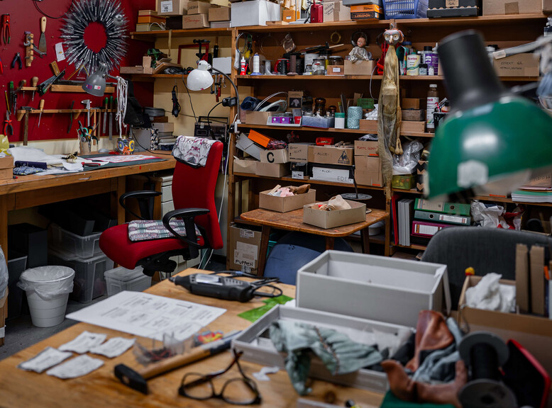 A look behind the scenes: The workshop of the Salzburg Marionette Theatre | © Tourismus Salzburg
