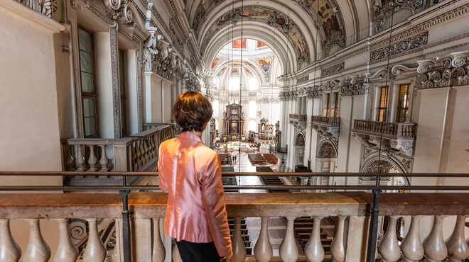 Standing in the organ gallery of the Cathedral, many people experience immersion in the atmosphere as a spiritual moment. | © Tourismus Salzburg