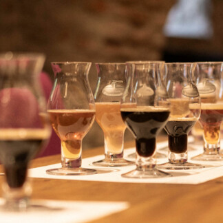 Beer tasting at the Bierkulturhaus in Obertrum | © Tourismus Salzburg GmbH