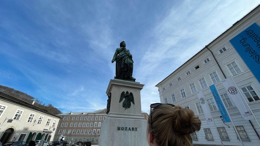 Mozart Statue at Mozartplatz in Salzburg | © Tourismus Salzburg GmbH / M. Trummer