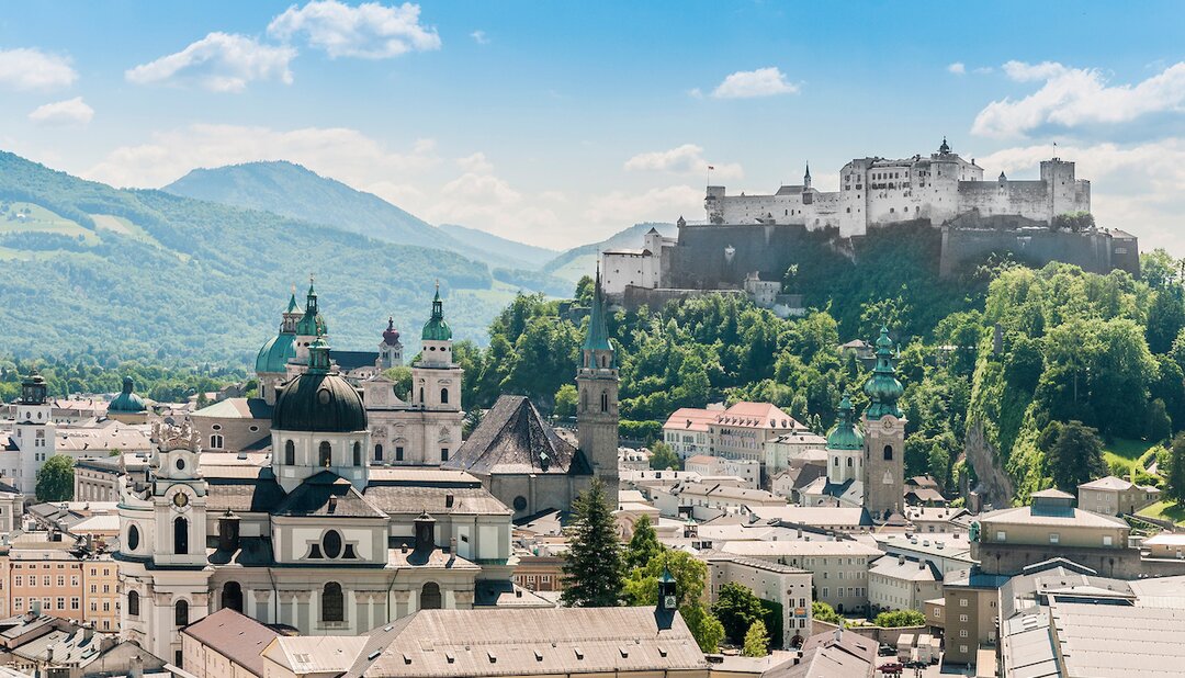 The old town of Salzburg in the summer  | © Anibal Trejo