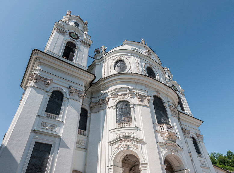 Die Kollegienkriche auf dem Universitätsplatz  | © Anibal Trejo 