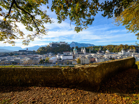Kapuzinerberg in autum with a Salzburg panorama | © Tourismus Salzburg