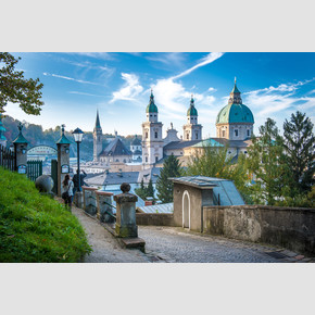 View down to Salzburg Cathedral from Mönchsberg | © Tourismus Salzburg, Foto: Breitegger Günter