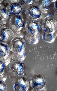 Original Mozartkugel from Konditorei Fürst in Salzburg | © Cafe-Konditorei Fürst