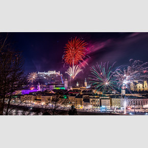 New Year's Eve firework in the old city of Salzburg | © Tourismus Salzburg, Foto: Breitegger Günter