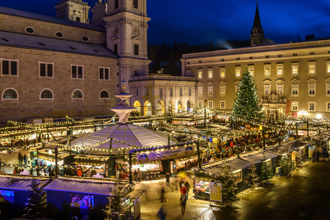 Salzburger Christkindlmarkt in the city center around the cathedral | © Tourismus Salzburg / G.Breitegger