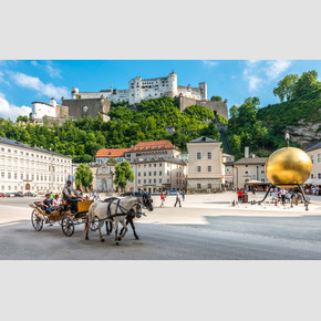 Kapitelplatz with a view to fortress Hohensalzburg | © Tourismus Salzburg, Foto: Breitegger Günter