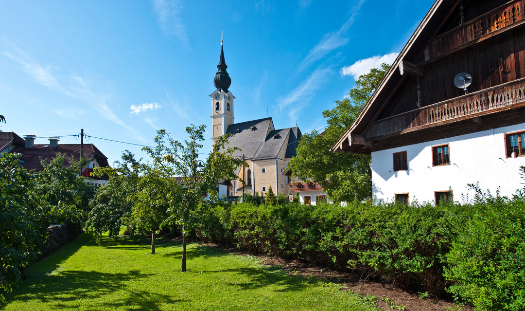 Old farm in Anthering Salzburg | © Albin Niederstrasser