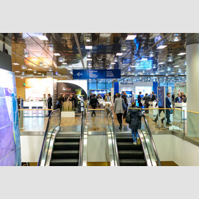 Escalator to exhibition foyer | © Tourismus Salzburg GmbH 
