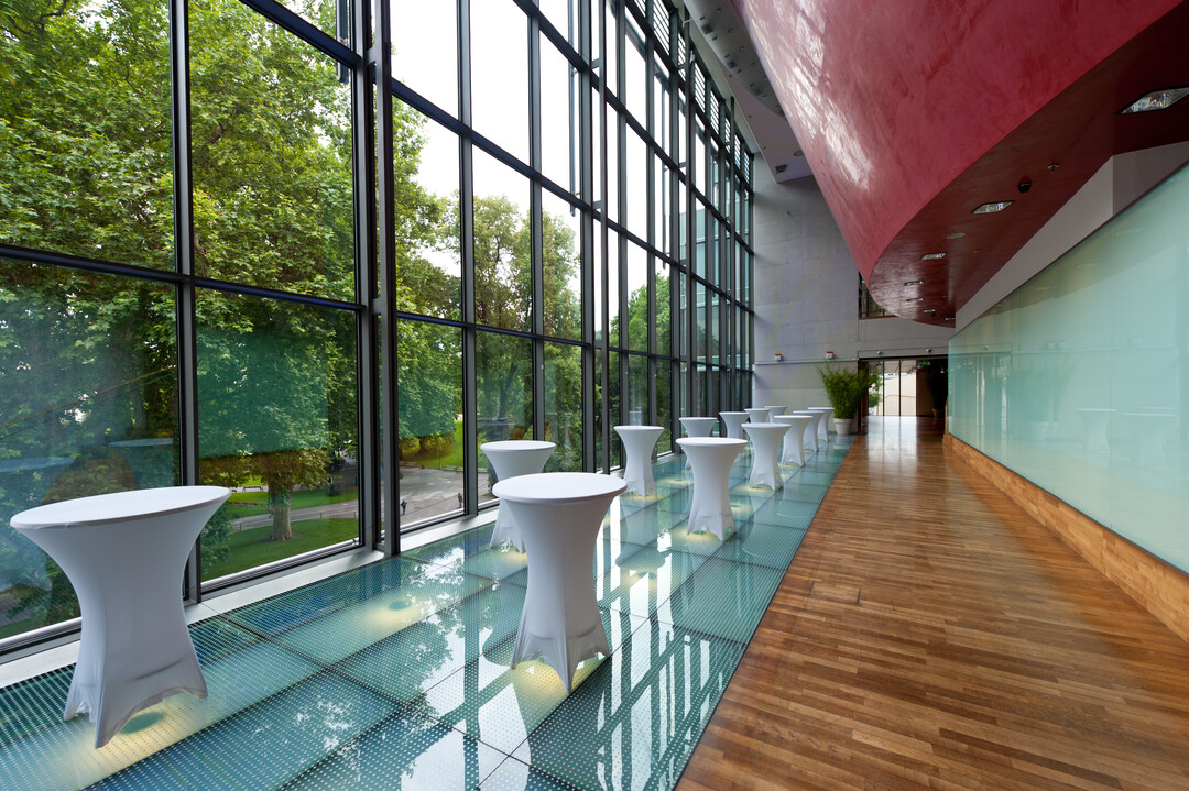 Foyer Europa direction Mirabellgarten | © Tourismus Salzburg GmbH 