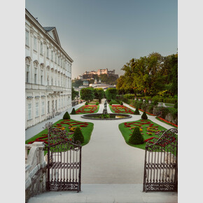 The Mirabell Gardens with a view of the Pegasus Fountain, around which Maria and the children dance in the film, as well as the famous 'Do-Re-Mi Steps'. | © Tourismus Salzburg GmbH, Foto: Patrick Langwallner