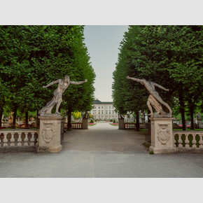 Here, Maria and the children imitate the poses of the statues in the movie. | © Tourismus Salzburg GmbH, Foto: Patrick Langwallner