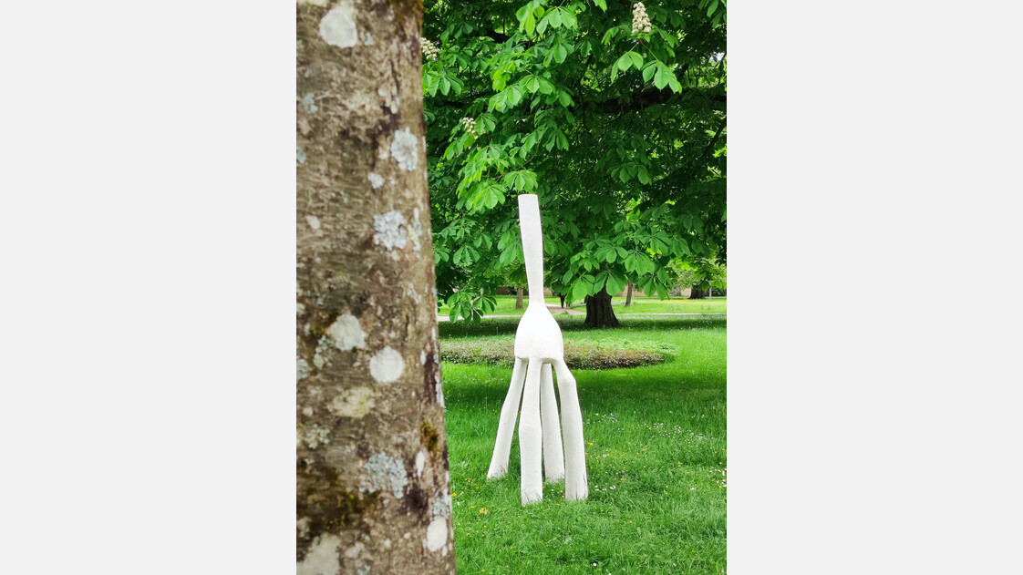 Incontro, sculptures in Hellbrunn Palace Park, Salzburg | © TSG Tourismus Salzburg - Martina Trummer