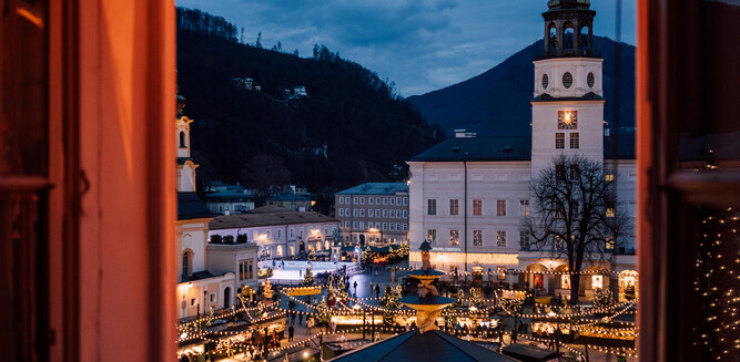 Salzburg Christkindlmarkt on Dom- and Residenzplatz Square | © TSG Tourismus Salzburg GmbH