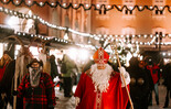 St. Nicholas and Krampus at Christkindlmarket | © TSG / M. Kohlmayr