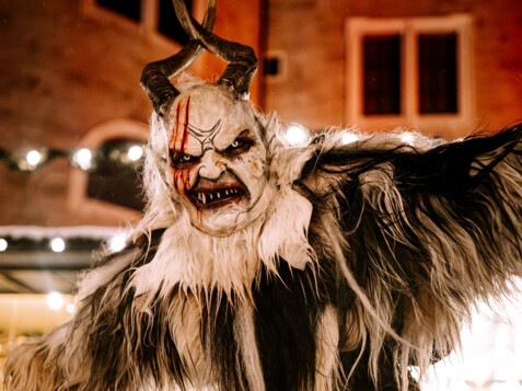 Krampuslauf am Christkindlmarkt | © TSG / M. Kohlmayr