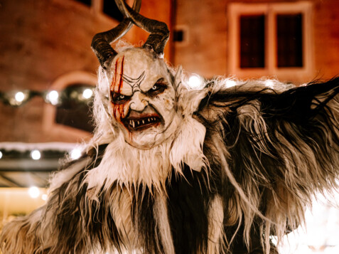 Krampus Parade at Christkindlmarket | © TSG / M. Kohlmayr