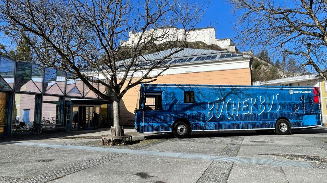 Bücherbus at the Orchesterhaus | © Vivien Reichelt