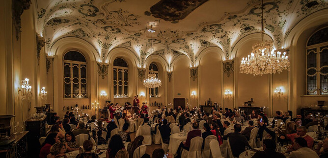 Mozart Dinner Concert Salzburg | © Michael Groessinger