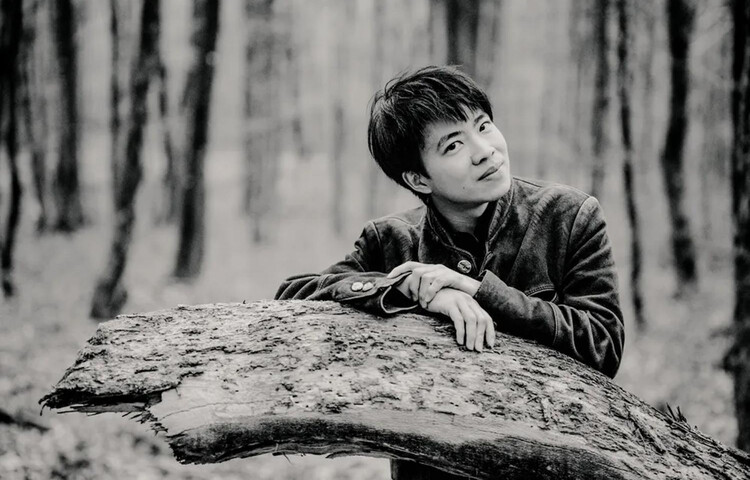 Kit Armstrong | © Marco Borggreve