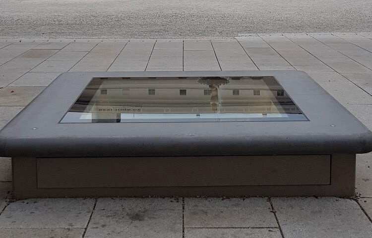 Commemorative monument refers to the burning of the books  | © Tourismus Salzburg