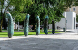 Gurken (12) von Erwin Wurm, Salzburg | © Tourismus Salzburg Foto: Bryan Reinhart