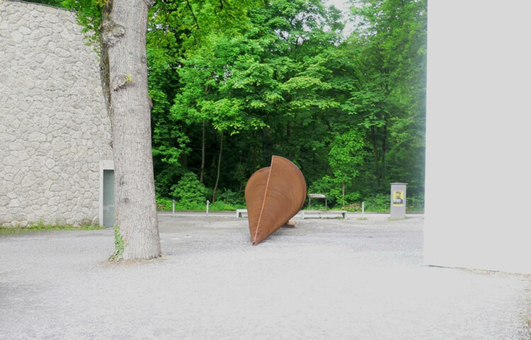 Das liegende "Schlafende Haus" | © Museum der Moderne Salzburg