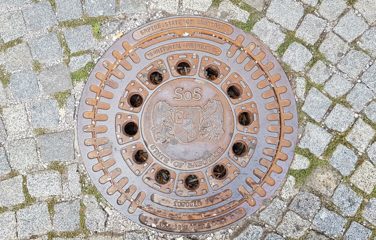 SoS Gate on Waagplatz | © Tourismus Salzburg