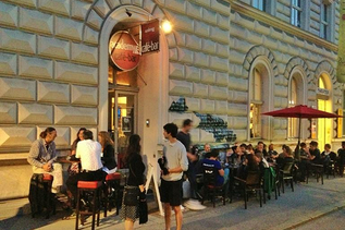 Schanigarten | © academy Bar