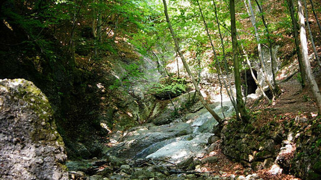 'Hexenloch' from the outside at Aigner Park | © Tim Tacke / Wikipedia