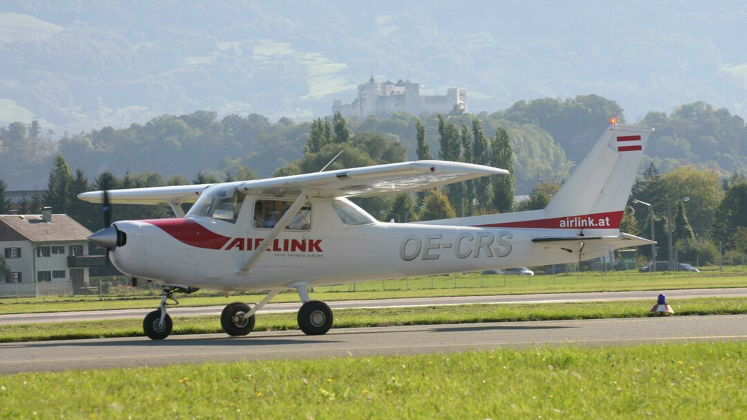 Cessna 152 OE-CNC | © AIRLINK Luftverkehrs GmbH