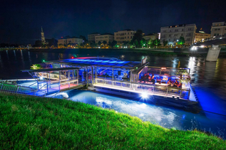 Aussenansicht | © Salzach Insel Bar