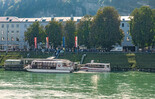 amphibious bus and Salzach-River-Ship at the landing stage | © Salzburg Highlights