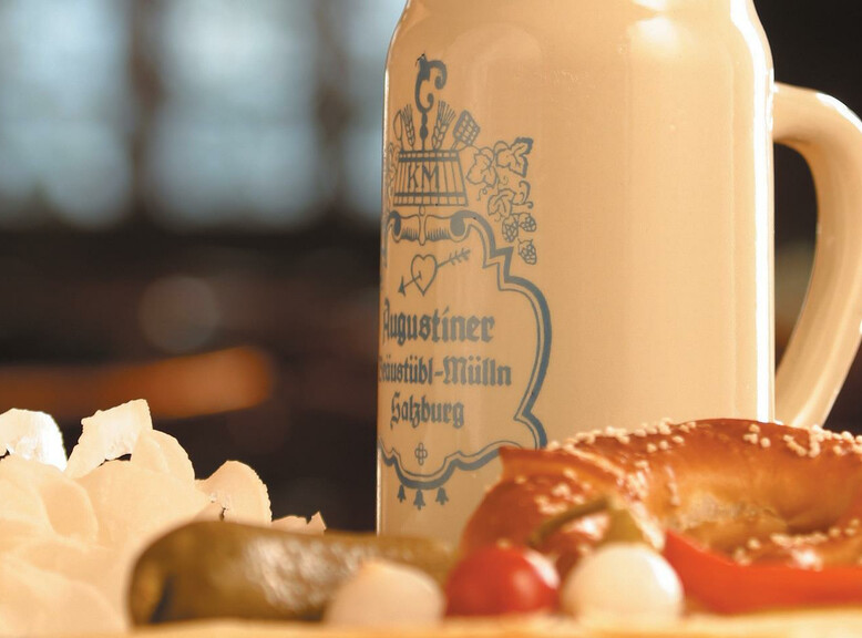 Jause mit Augustinerbier | © marketing concepts / shooting-star