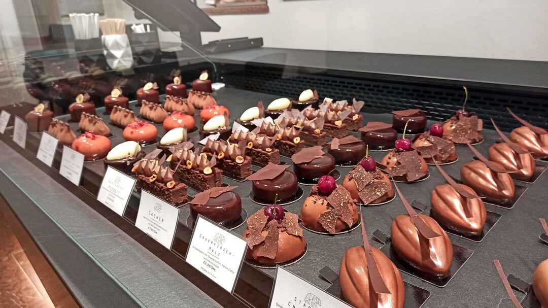 Schokovitrine | © Baltram - Feine Patisserie