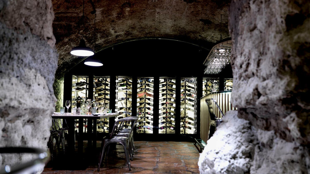 Weinarchiv im Keller | © arthotel Blaue Gans