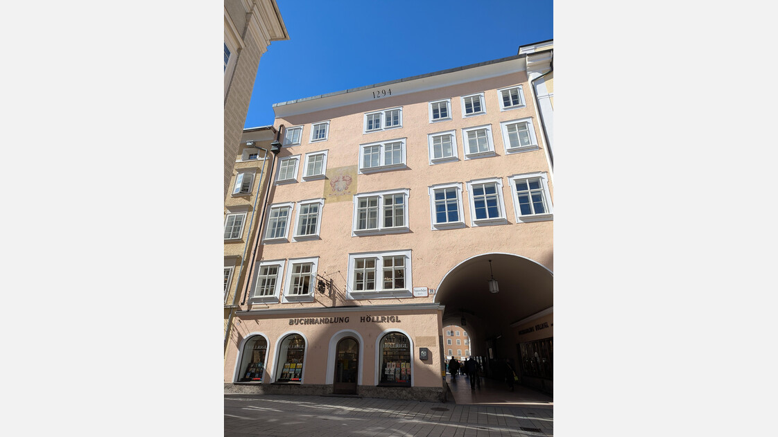 Buchhandlung Morawa Höllrigl - Eingang | © TSG_Bozek.j