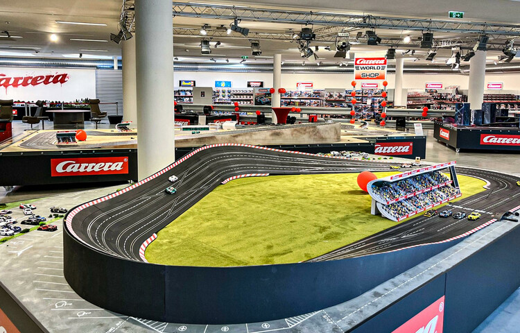 CarreraWorld in Puch (c)Carrera World